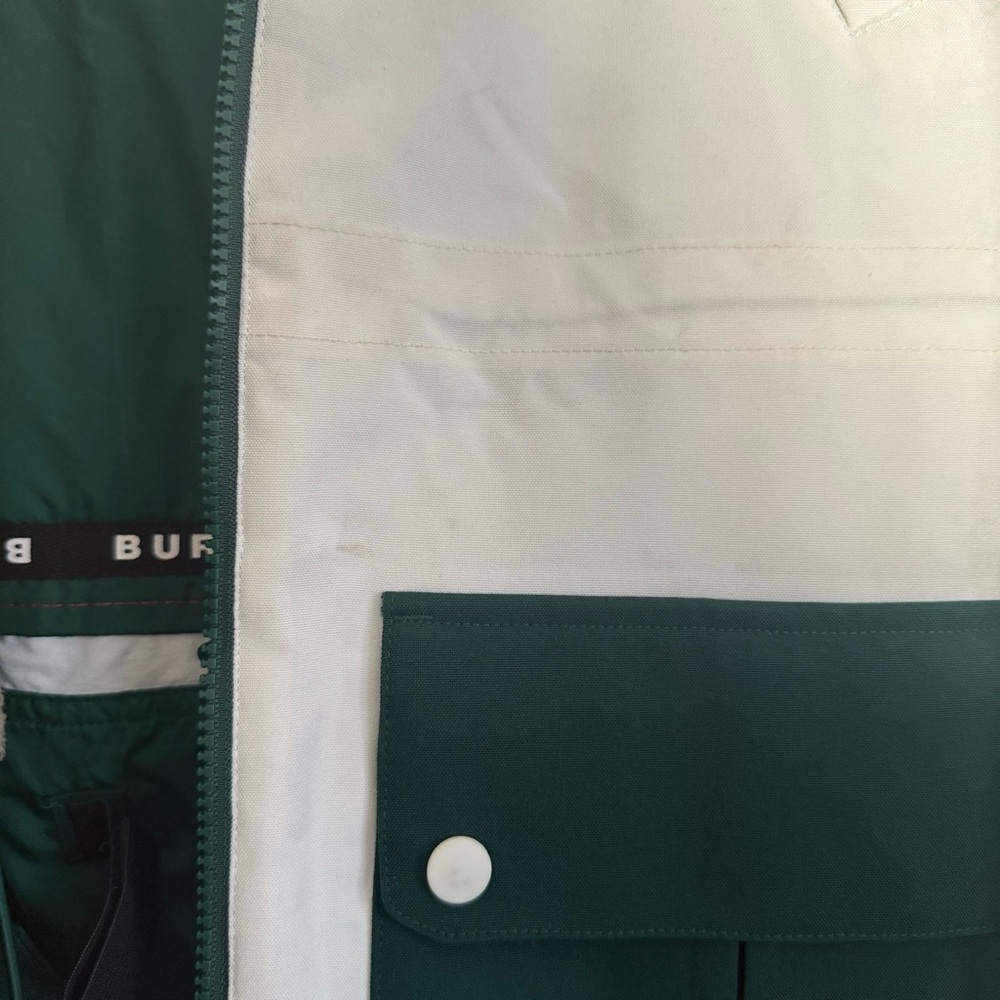 Burton Women's Prowess Snowboard Jacket - Picture 7 of 10